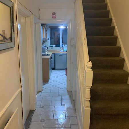 Bed and Breakfast At Apex House Horndon-on-the-Hill Екстер'єр фото